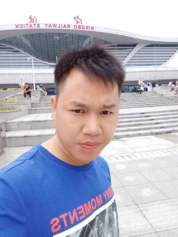 笑对人生的第一张照片--廊坊相亲服务中心