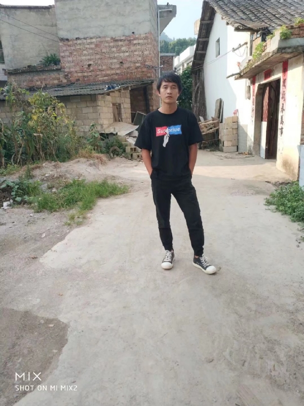 活活该的第一张照片--廊坊相亲服务中心