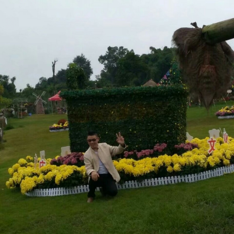 春风里^O^任徜徉的第一张照片--廊坊相亲服务中心