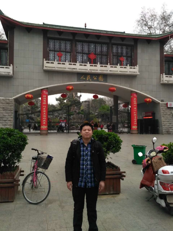 在奋斗的第四张照片--廊坊相亲服务中心