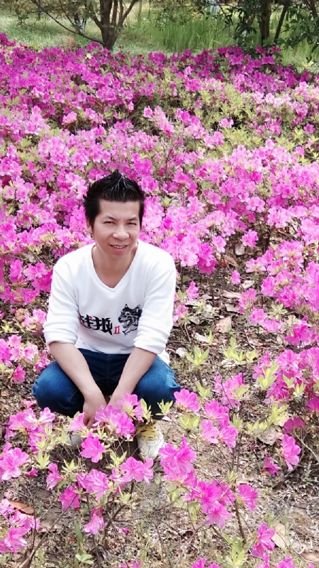 云淡风轻的第一张照片--廊坊相亲服务中心