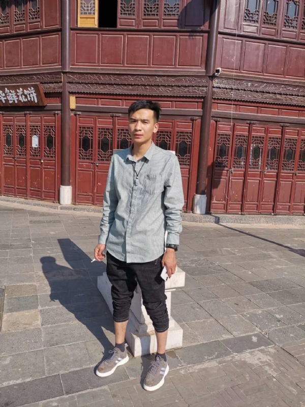 刘方的第一张照片--廊坊相亲服务中心