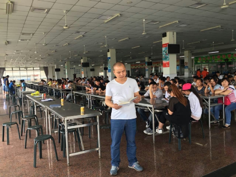 人在旅途的第二张照片--廊坊相亲服务中心