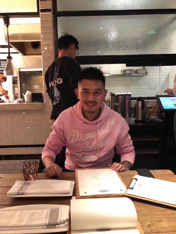 雪云飘的第一张照片--廊坊相亲服务中心