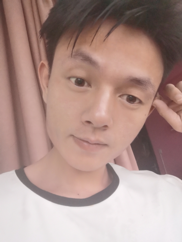 一一得一的第一张照片--廊坊相亲服务中心