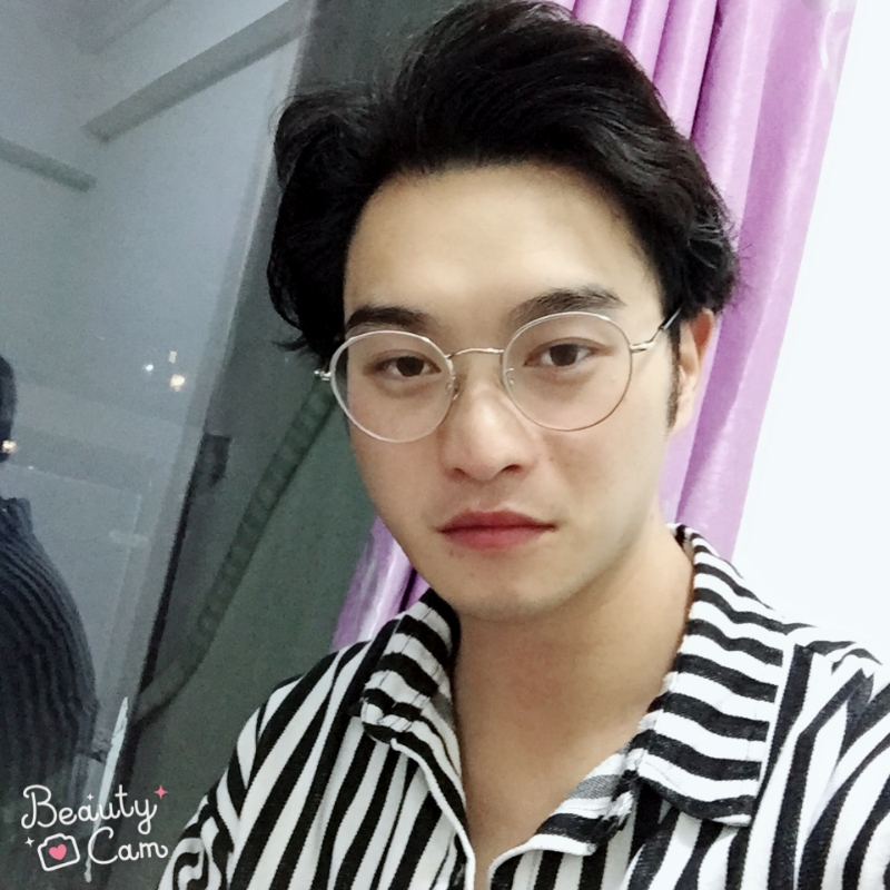 四月的第二张照片--廊坊相亲服务中心