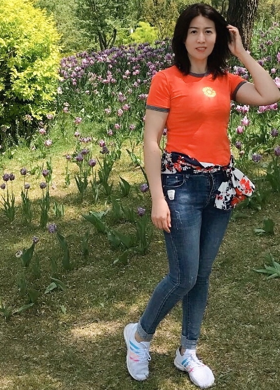 华的第一张照片--廊坊相亲服务中心