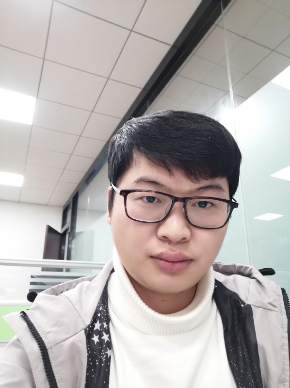 乀漓洛的第一张照片--廊坊相亲服务中心