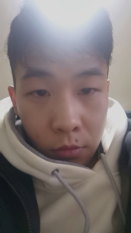 辉会灰的第一张照片--廊坊相亲服务中心