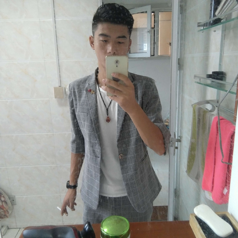 会淹死的鱼的第一张照片--廊坊相亲服务中心