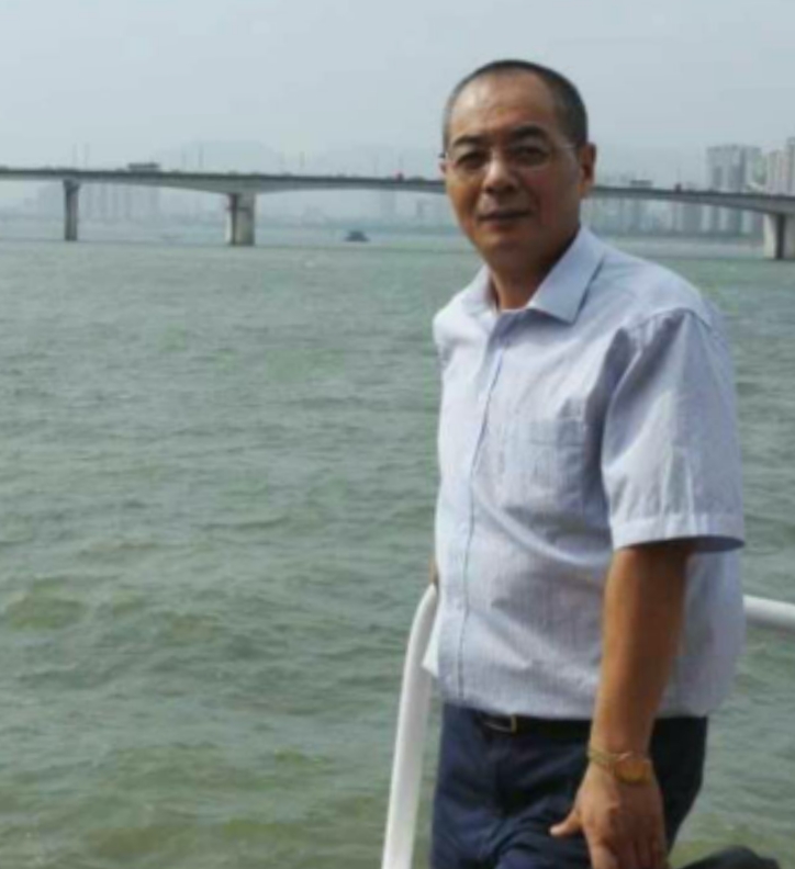 辛民的第二张照片--廊坊相亲服务中心