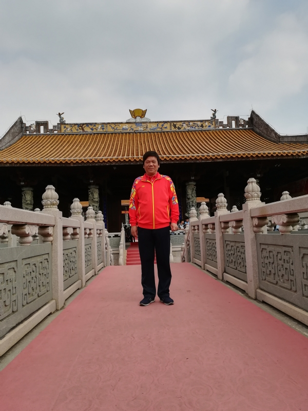 红尘老生的第一张照片--廊坊相亲服务中心