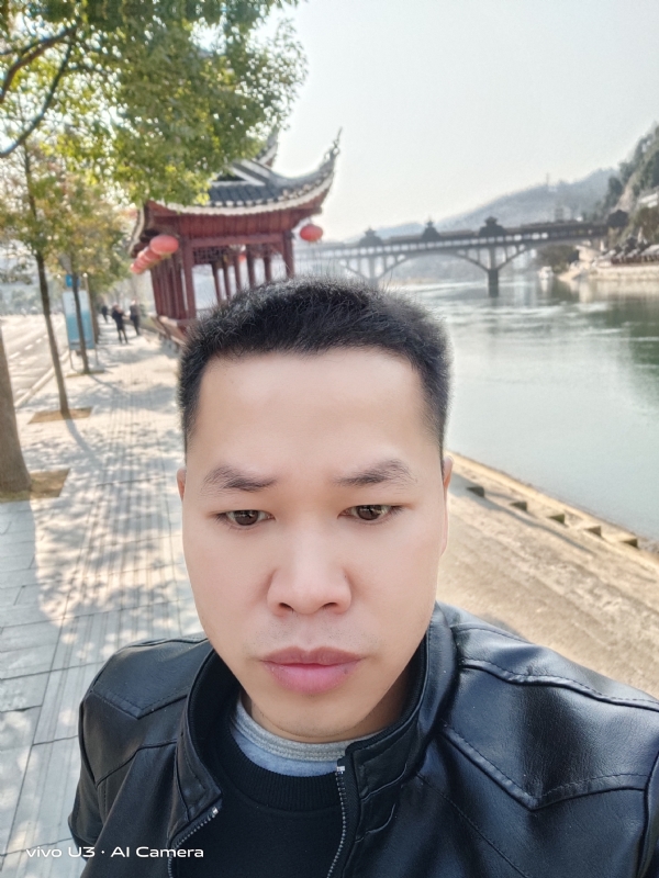 啊锦的第二张照片--廊坊相亲服务中心