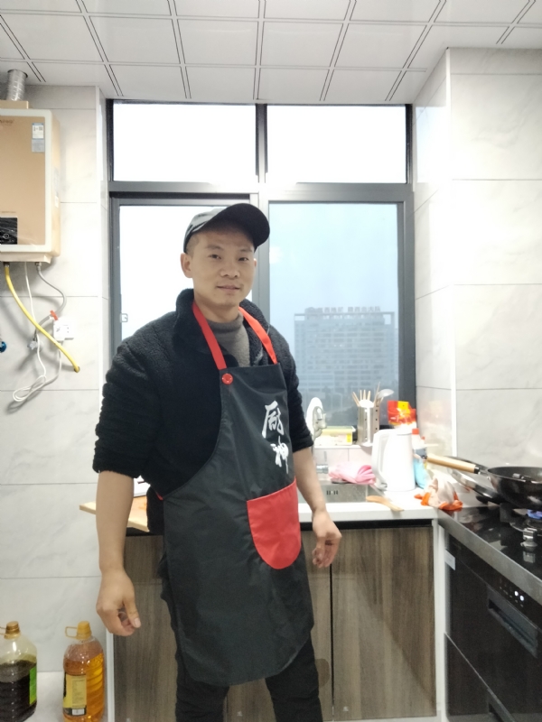 国宝的第一张照片--廊坊相亲服务中心