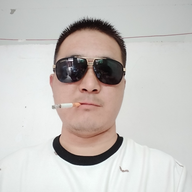 白伟伟的第一张照片--廊坊相亲服务中心