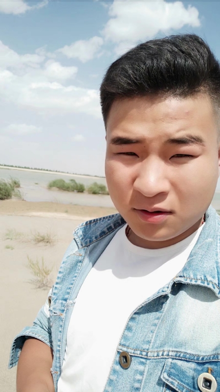 王强的第一张照片--廊坊相亲服务中心