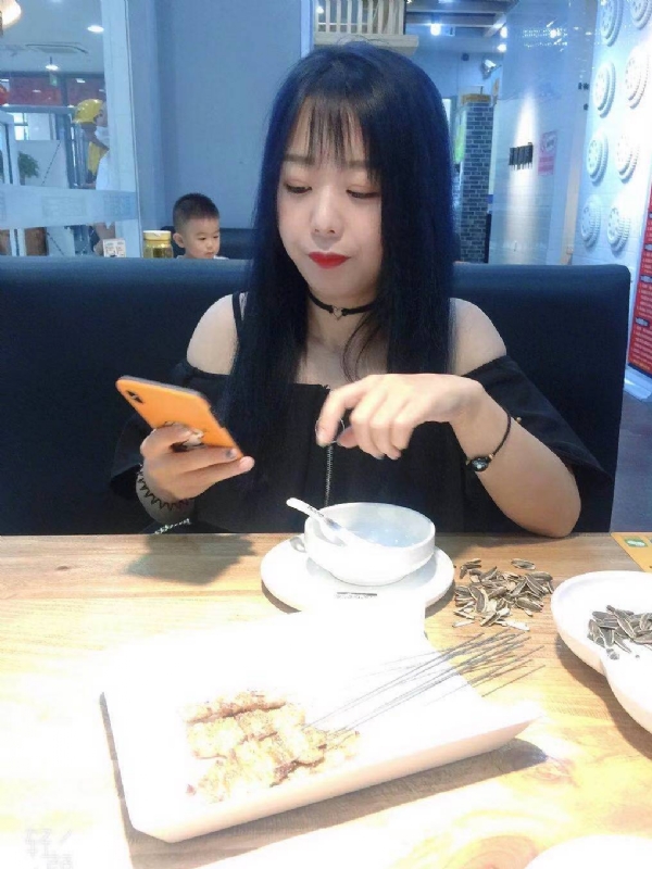 程程的第一张照片--廊坊相亲服务中心