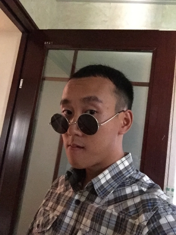 悲喜的第一张照片--廊坊相亲服务中心