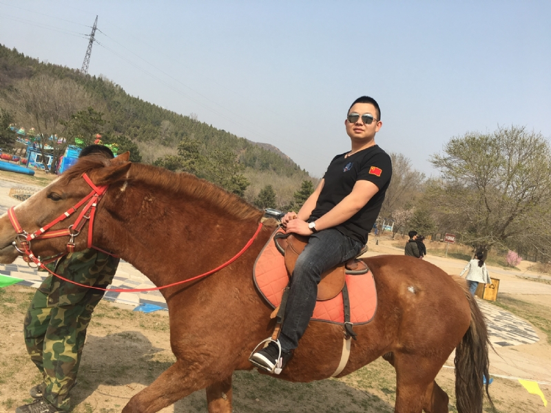 麦田的守望者的第一张照片--廊坊相亲服务中心