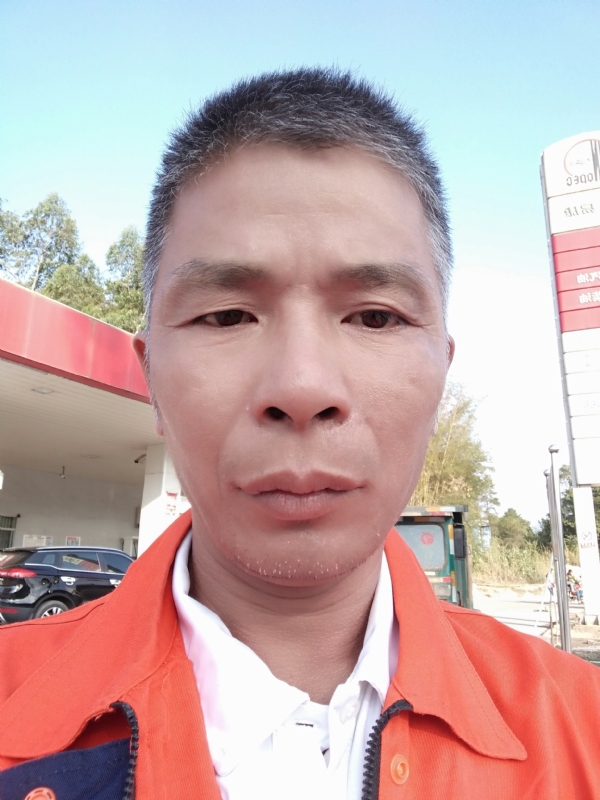 静候缘分的第一张照片--廊坊相亲服务中心