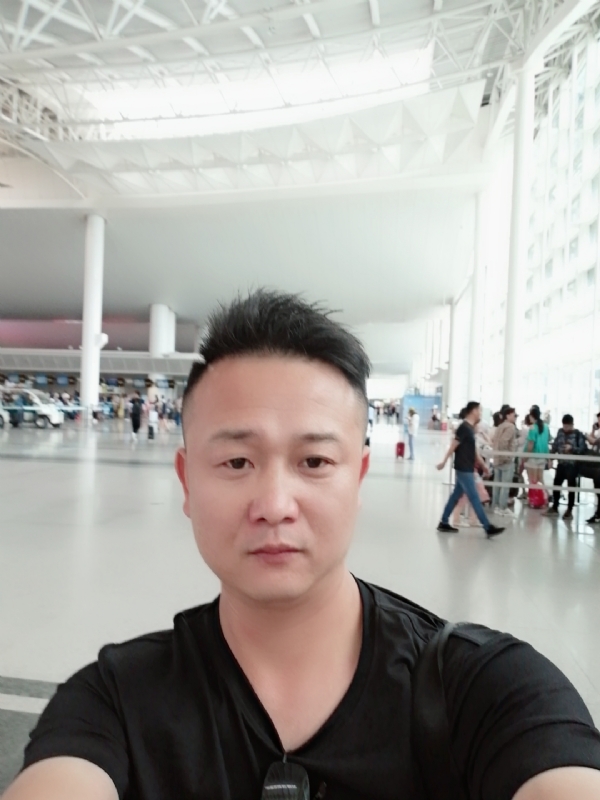 一叶知秋的第一张照片--廊坊相亲服务中心