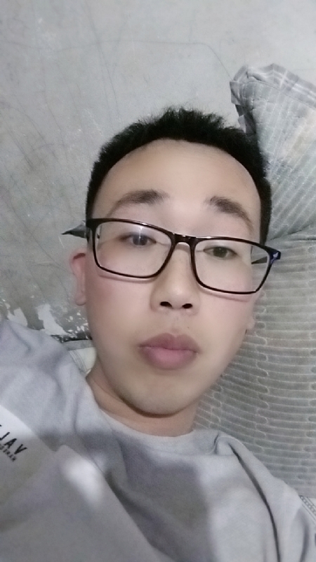 喜欢比我大的女人的第一张照片--廊坊相亲服务中心