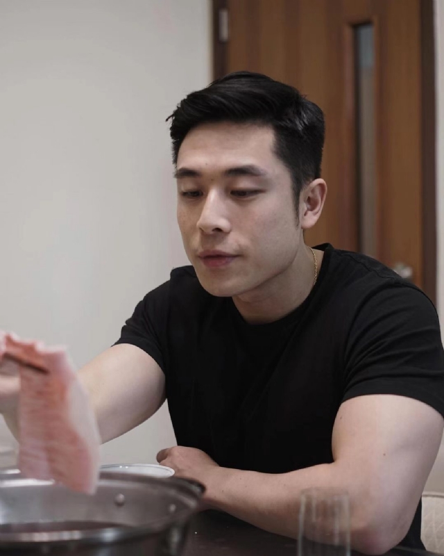 李浩泓的第一张照片--廊坊相亲服务中心