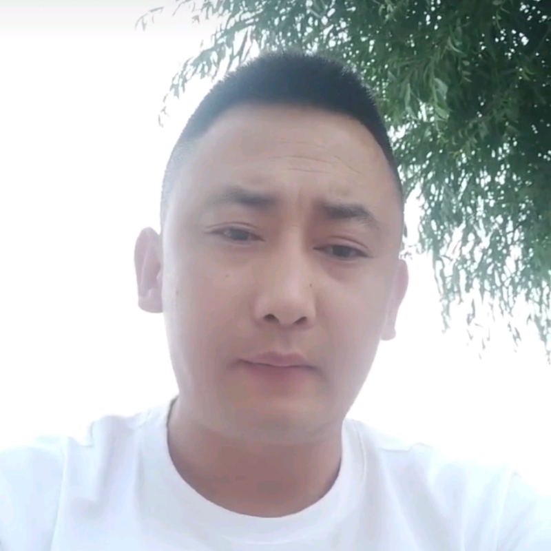 潇洒的第一张照片--廊坊相亲服务中心