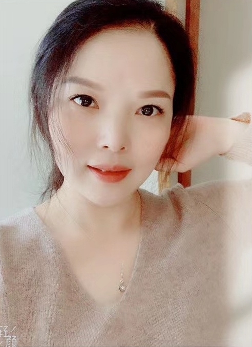 百荷的第一张照片--廊坊相亲服务中心