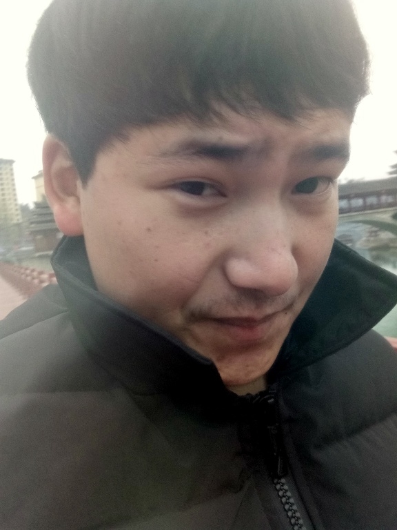 侗族青年作家超超的第二张照片--廊坊相亲服务中心