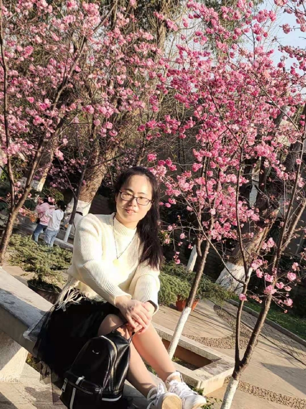 Nancy的第一张照片--廊坊相亲服务中心