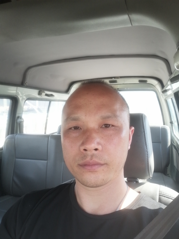 新旺丁的第一张照片--廊坊相亲服务中心