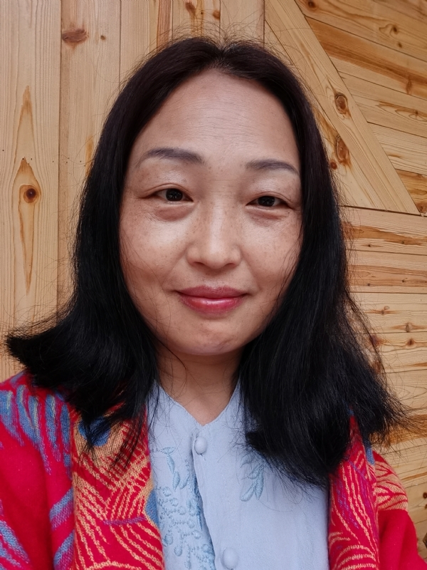 天山雪莲的第一张照片--廊坊相亲服务中心