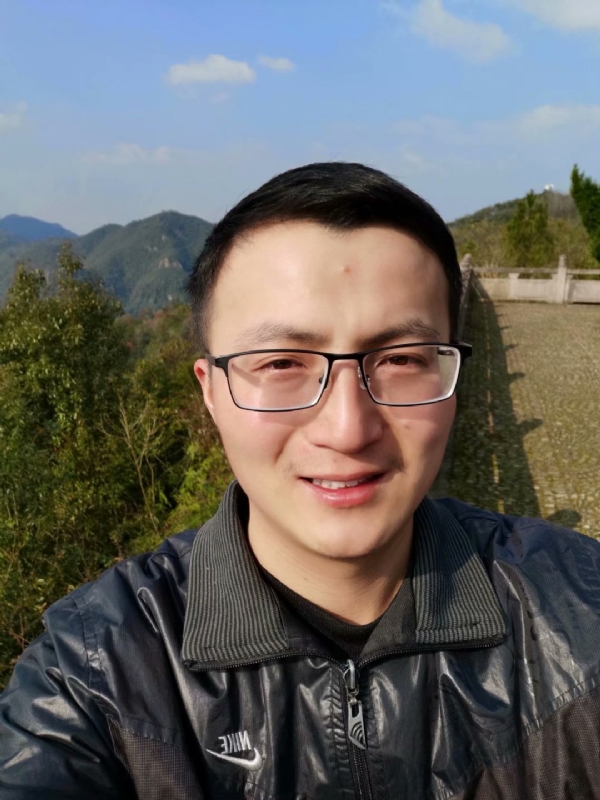 杨先生的第一张照片--廊坊相亲服务中心