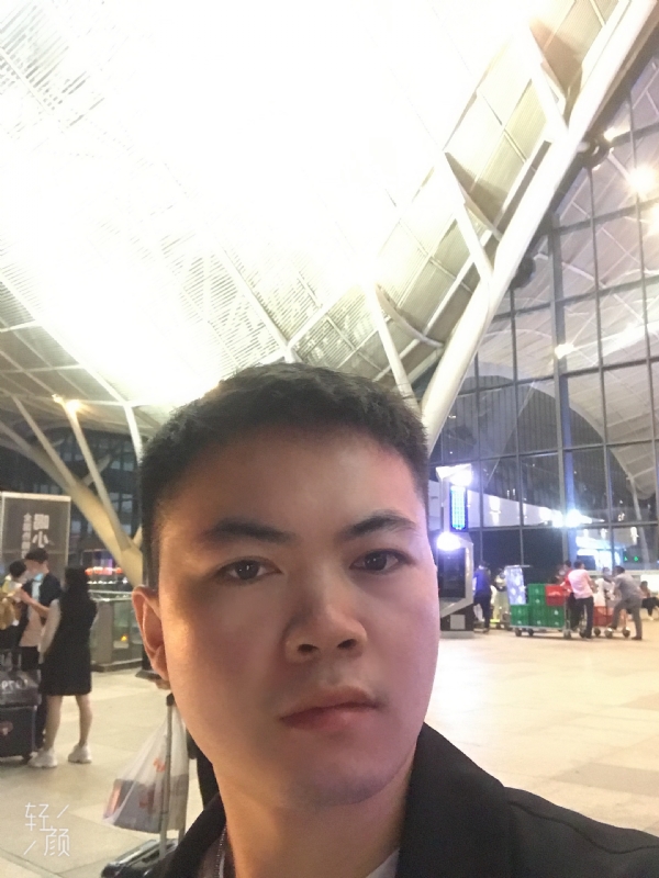 骑马的快乐的第一张照片--廊坊相亲服务中心