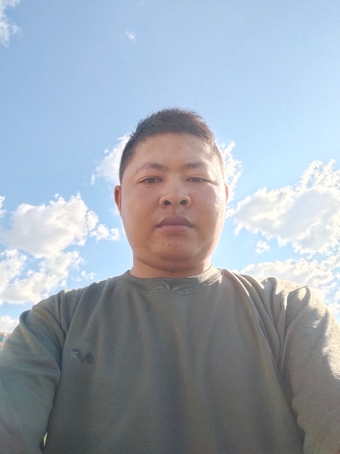 小马的第一张照片--廊坊相亲服务中心