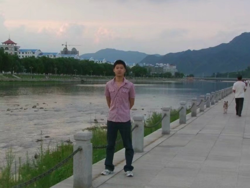 王王的第一张照片--廊坊相亲服务中心