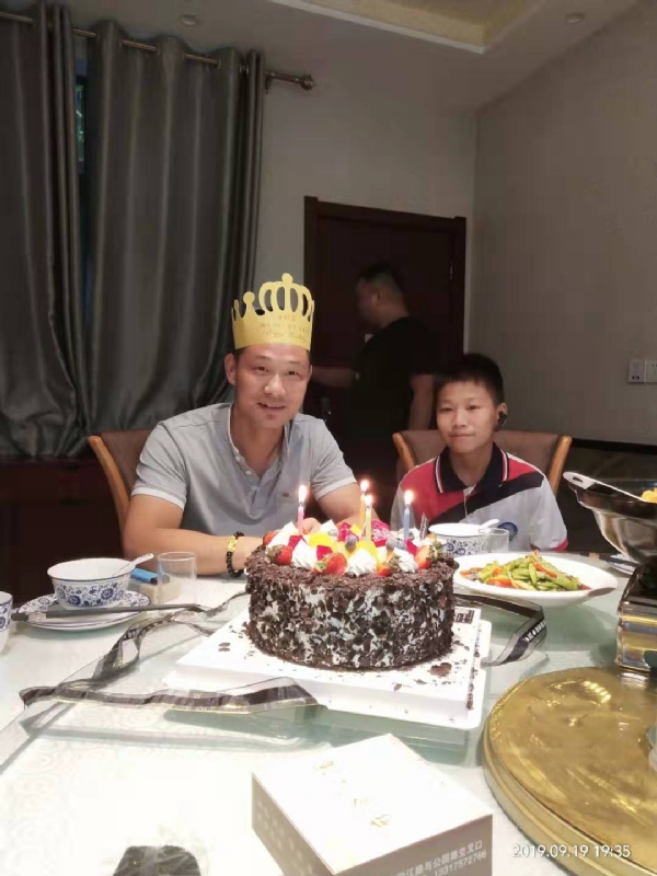 孤独的狼的第一张照片--廊坊相亲服务中心