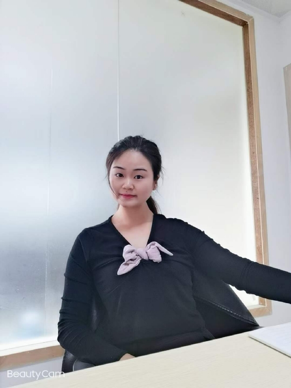 美美在深的第一张照片--廊坊相亲服务中心