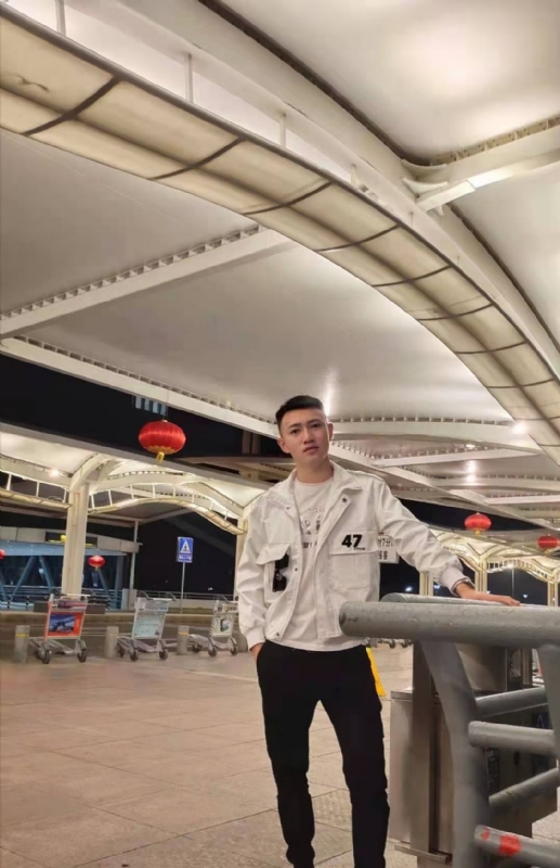 猕猴的第一张照片--廊坊相亲服务中心