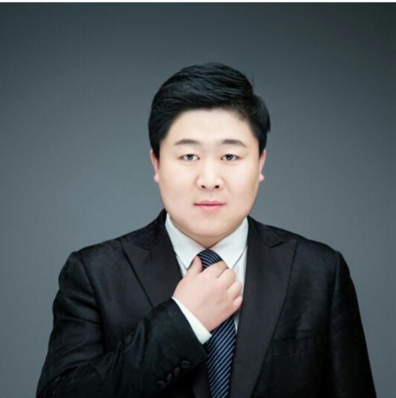 迷途小书童的第一张照片--廊坊相亲服务中心