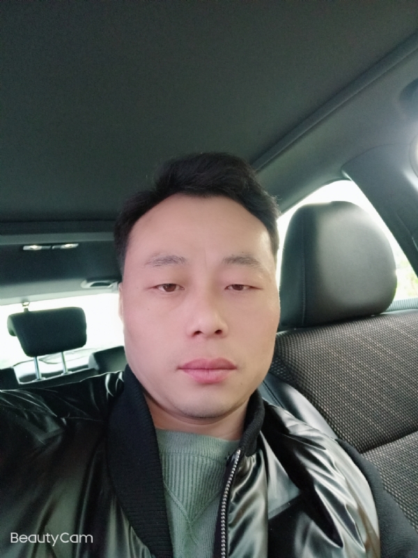 放飞的羊的第一张照片--廊坊相亲服务中心