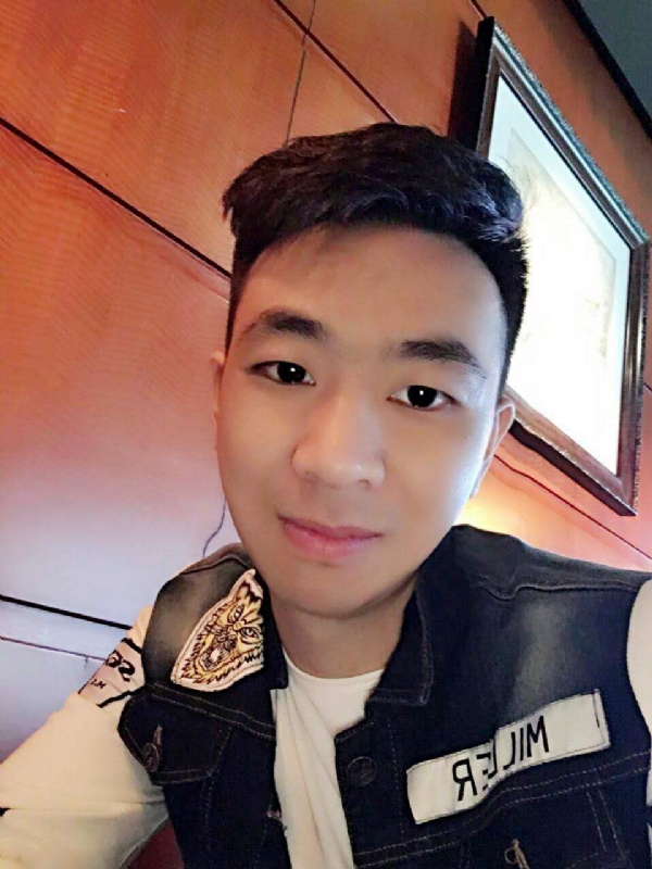 滞后的微笑的第三张照片--廊坊相亲服务中心