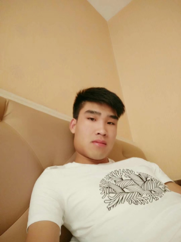 谁不曾孤单上路的第二张照片--廊坊相亲服务中心