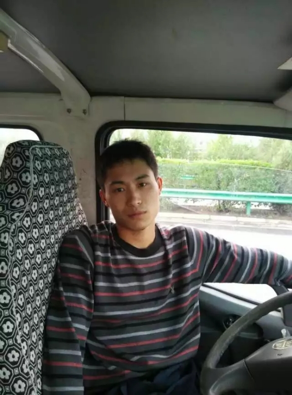 桦树林的第一张照片--廊坊相亲服务中心