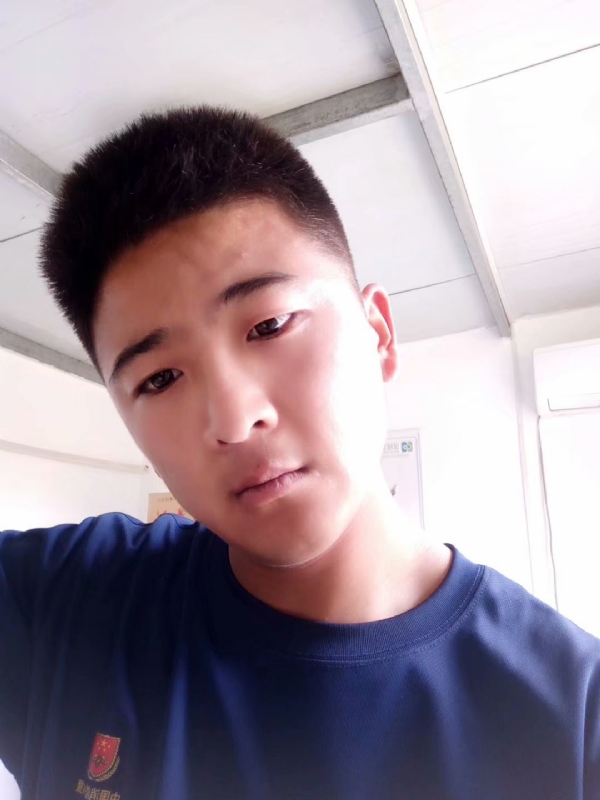 脸红相遇的第一张照片--廊坊相亲服务中心