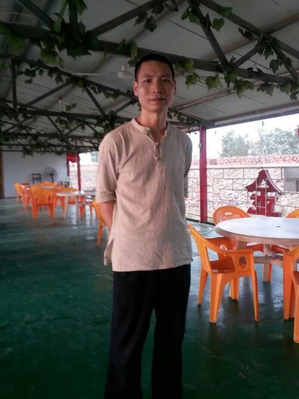 周哥的第三张照片--廊坊相亲服务中心