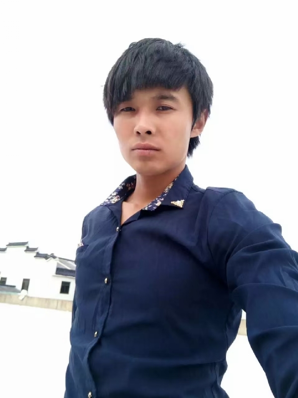 庸人自扰的第一张照片--廊坊相亲服务中心