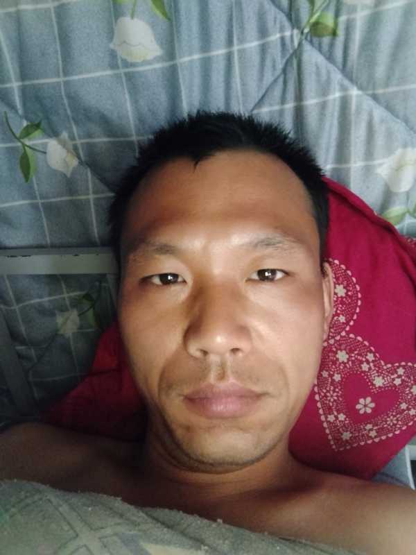 弘扬的第一张照片--廊坊相亲服务中心