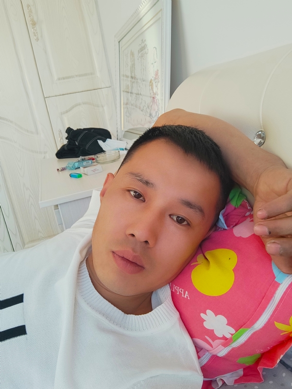 一个人的第一张照片--廊坊相亲服务中心